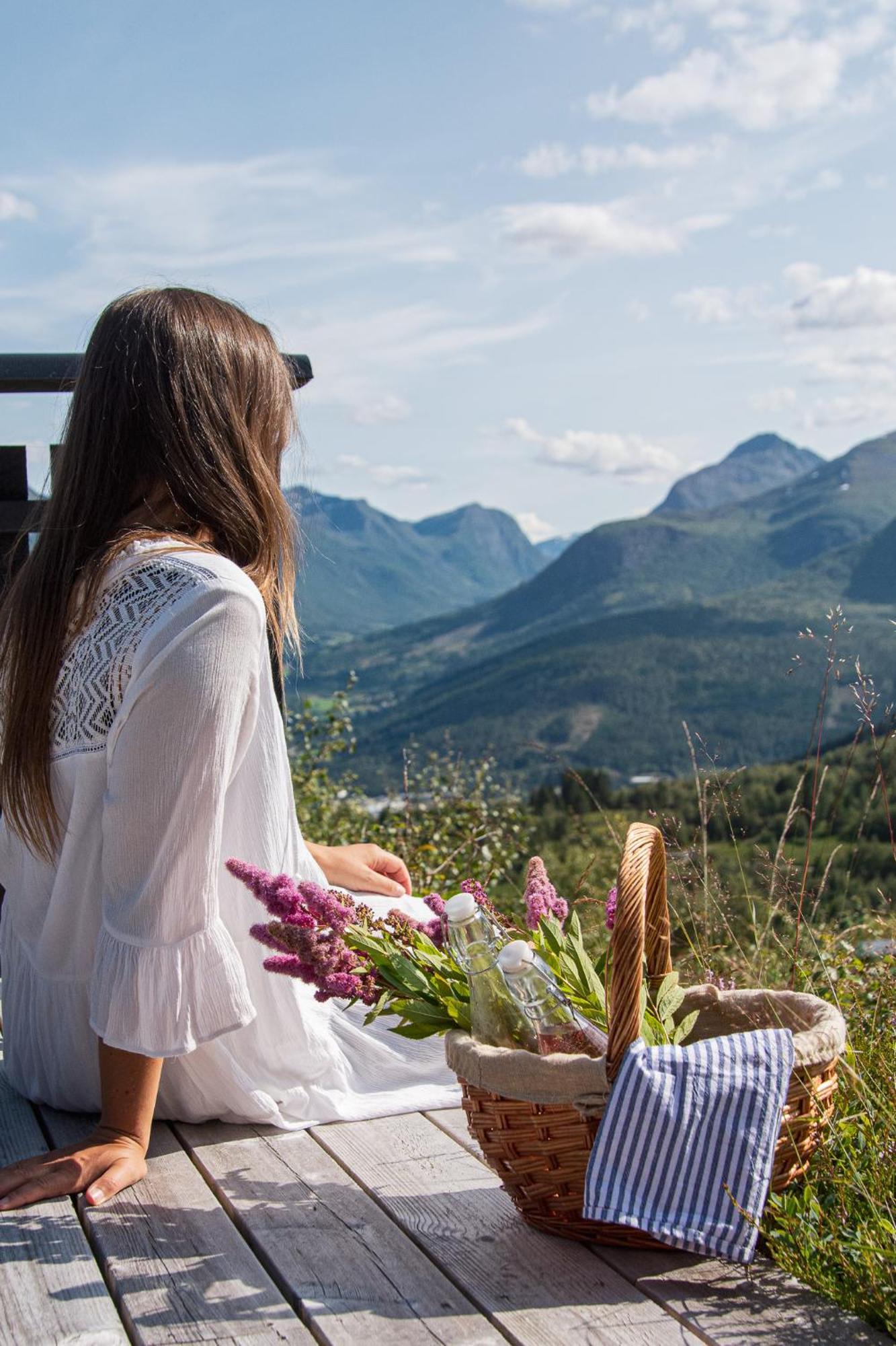 Luxurious 5-Bedroom Mountain Chalet With Sauna, Panoramic Views, And Two Full Bathrooms Stranda  Buitenkant foto